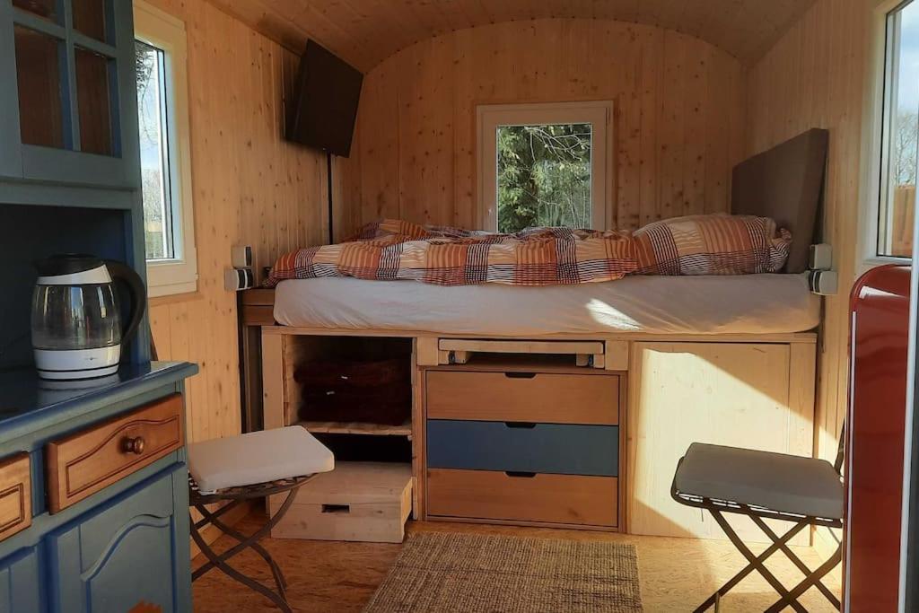 Zirkuswagen Glamping Fuer 2 Mit Veranda Kueche Netflix Parken Und Hofladen Steinhofel Extérieur photo